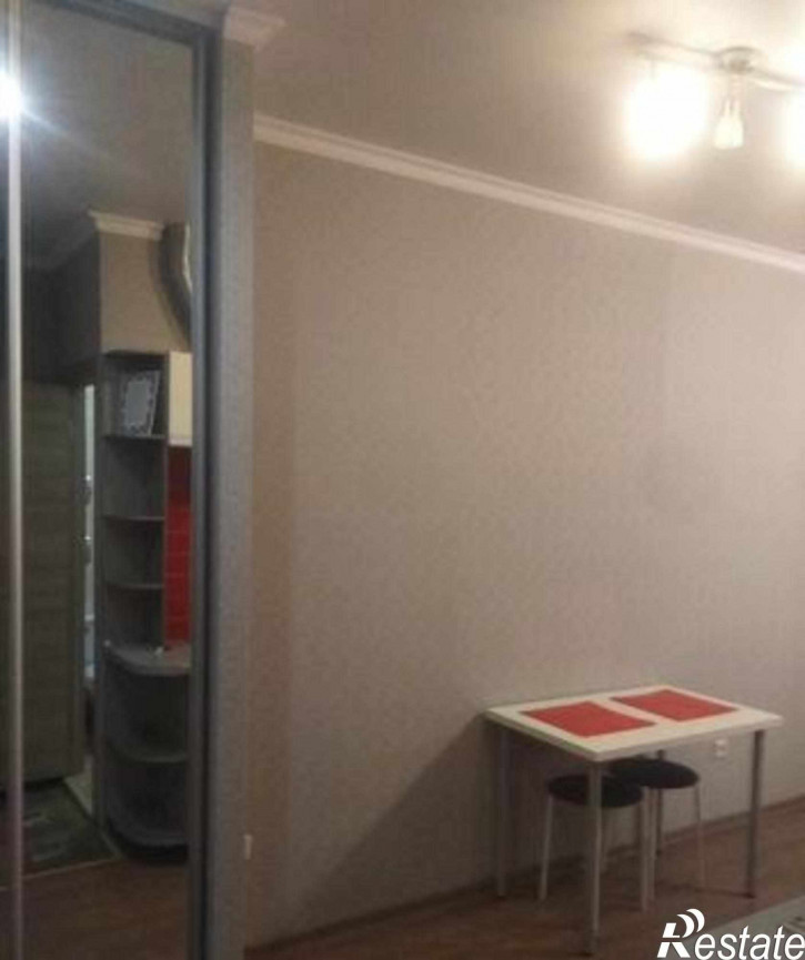 2-комн квартира улица Скачкова, 52