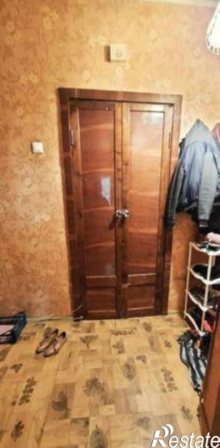 3-комн квартира Российская улица, 40А