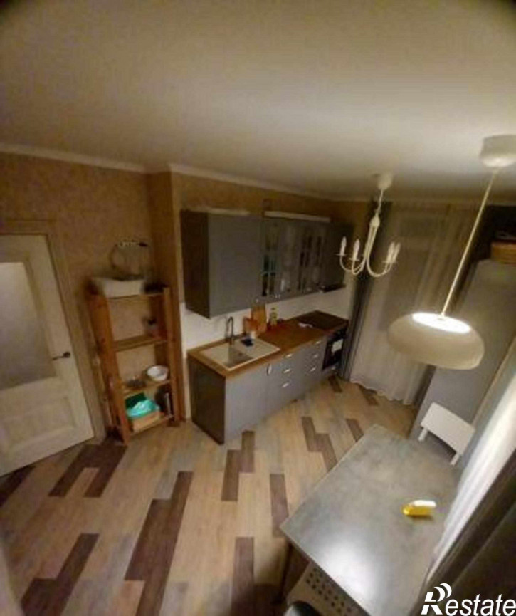 3-комн квартира бульвар Платова, 2