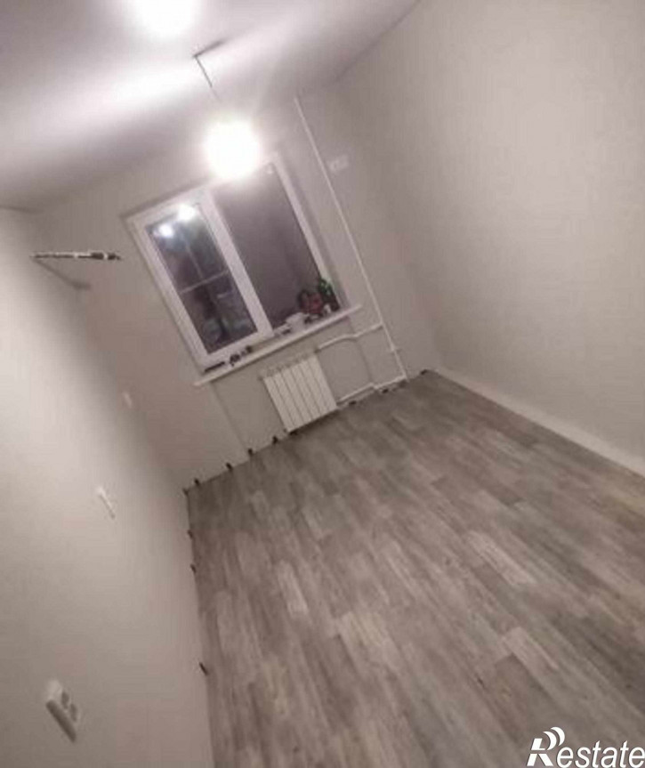 2-комн квартира улица Зорге, 12