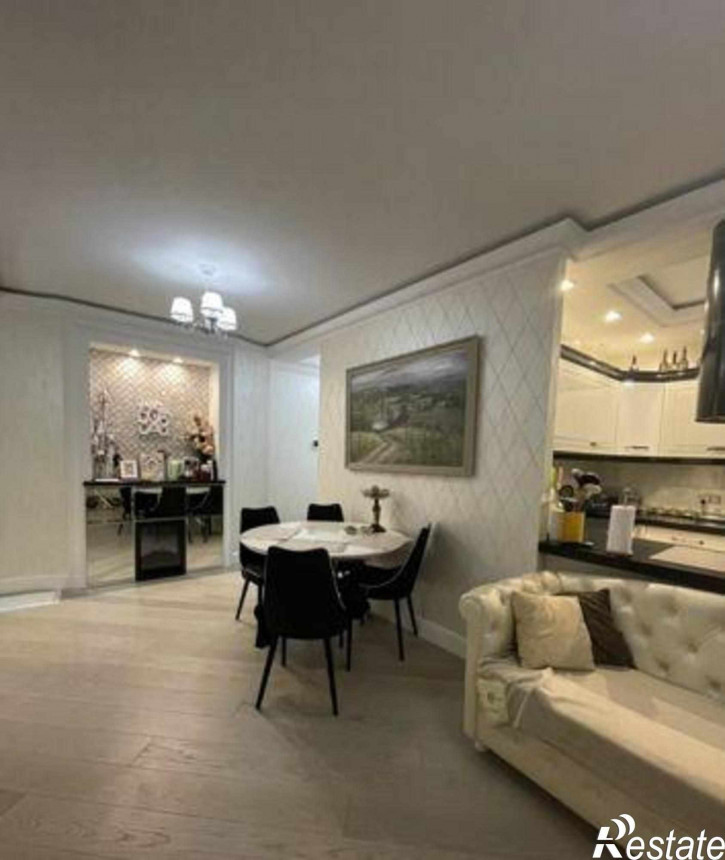 3-комн квартира 20-я улица, 43