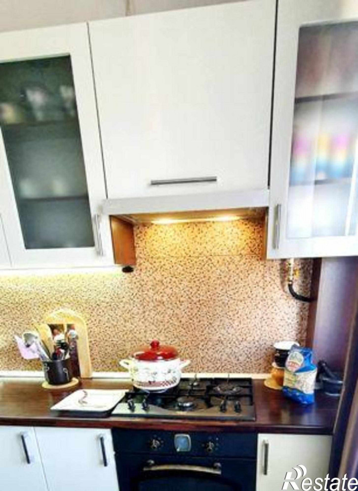 3-комн квартира проспект Королёва, 27