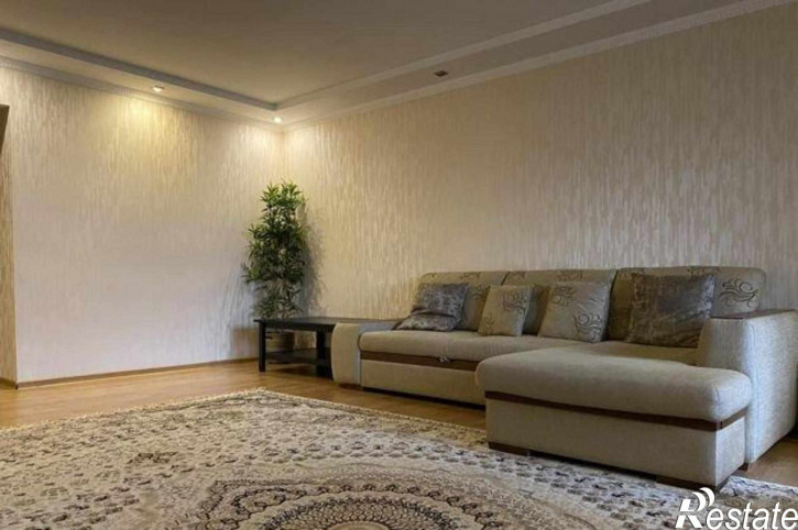 2-комн квартира улица Нансена, 437/1
