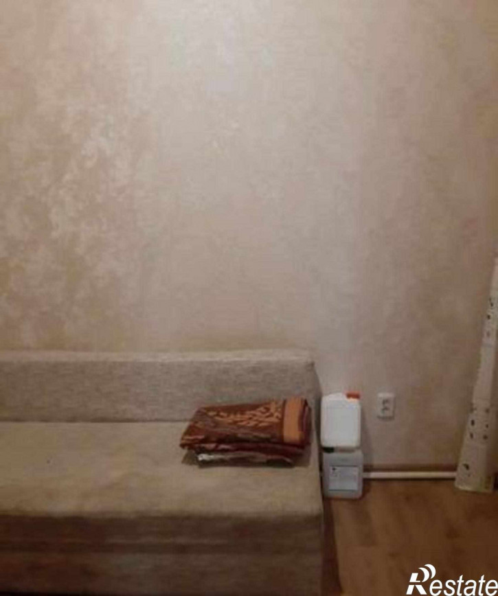 2-комн квартира улица 20-я Линия, 8