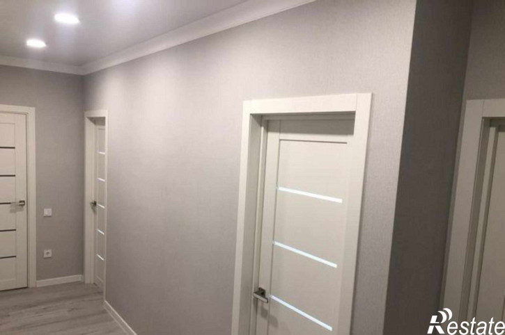 2-комн квартира улица Шаповалова, 1Вс2