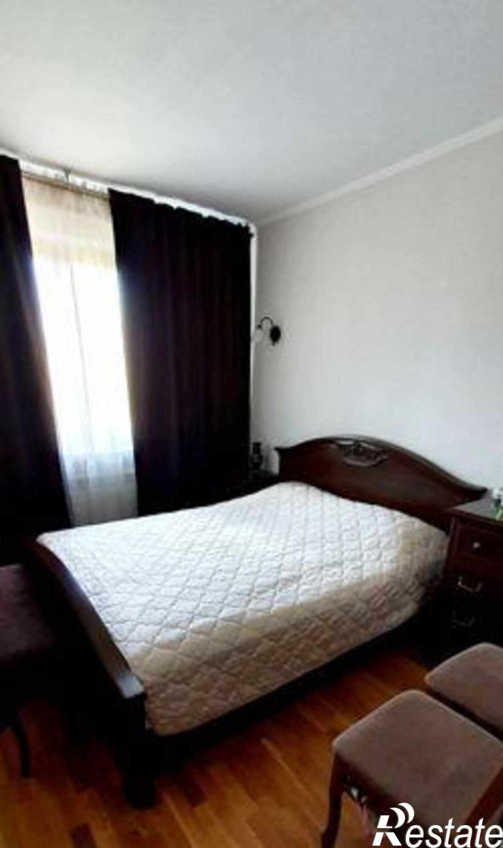 3-комн квартира проспект Королёва, 27
