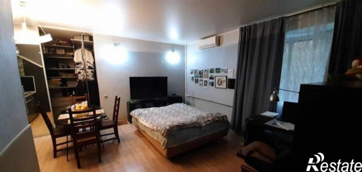 2-комн квартира улица Красных Зорь, 25