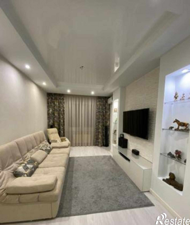 3-комн квартира улица Богданова, 75