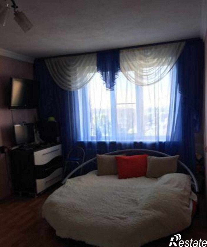 2-комн квартира Днепровский переулок, 108