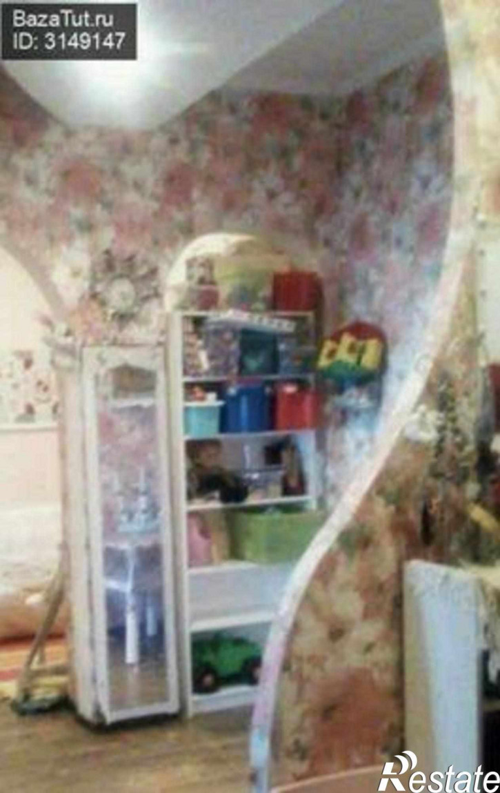 3-комн квартира улица Варфоломеева, 378