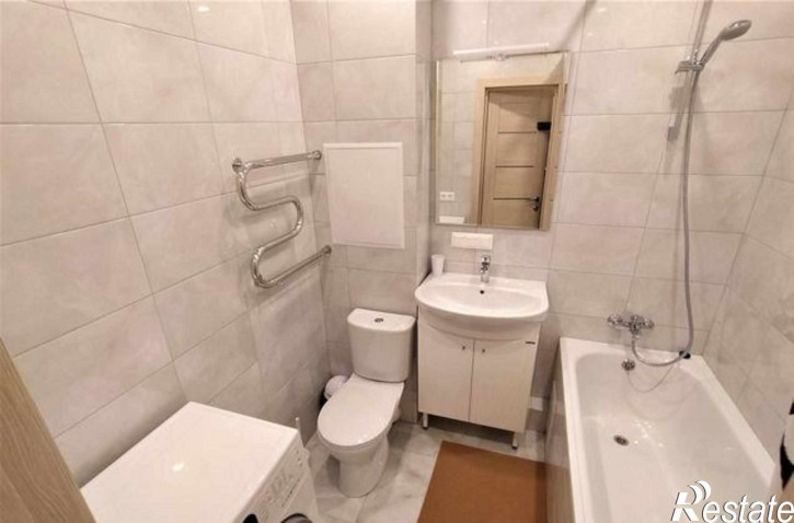 2-комн квартира проспект Сиверса, 32