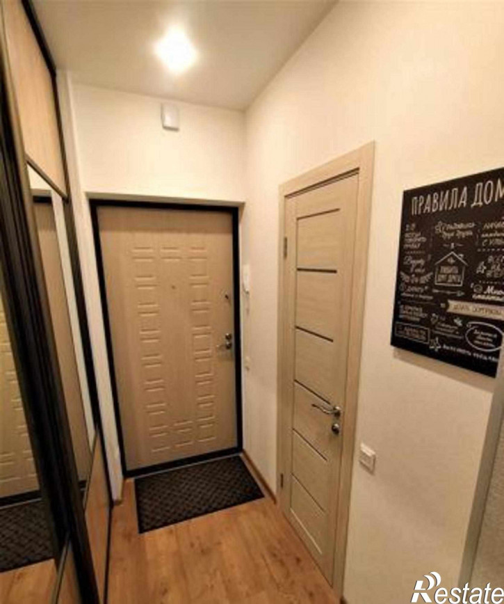 2-комн квартира проспект Сиверса, 32