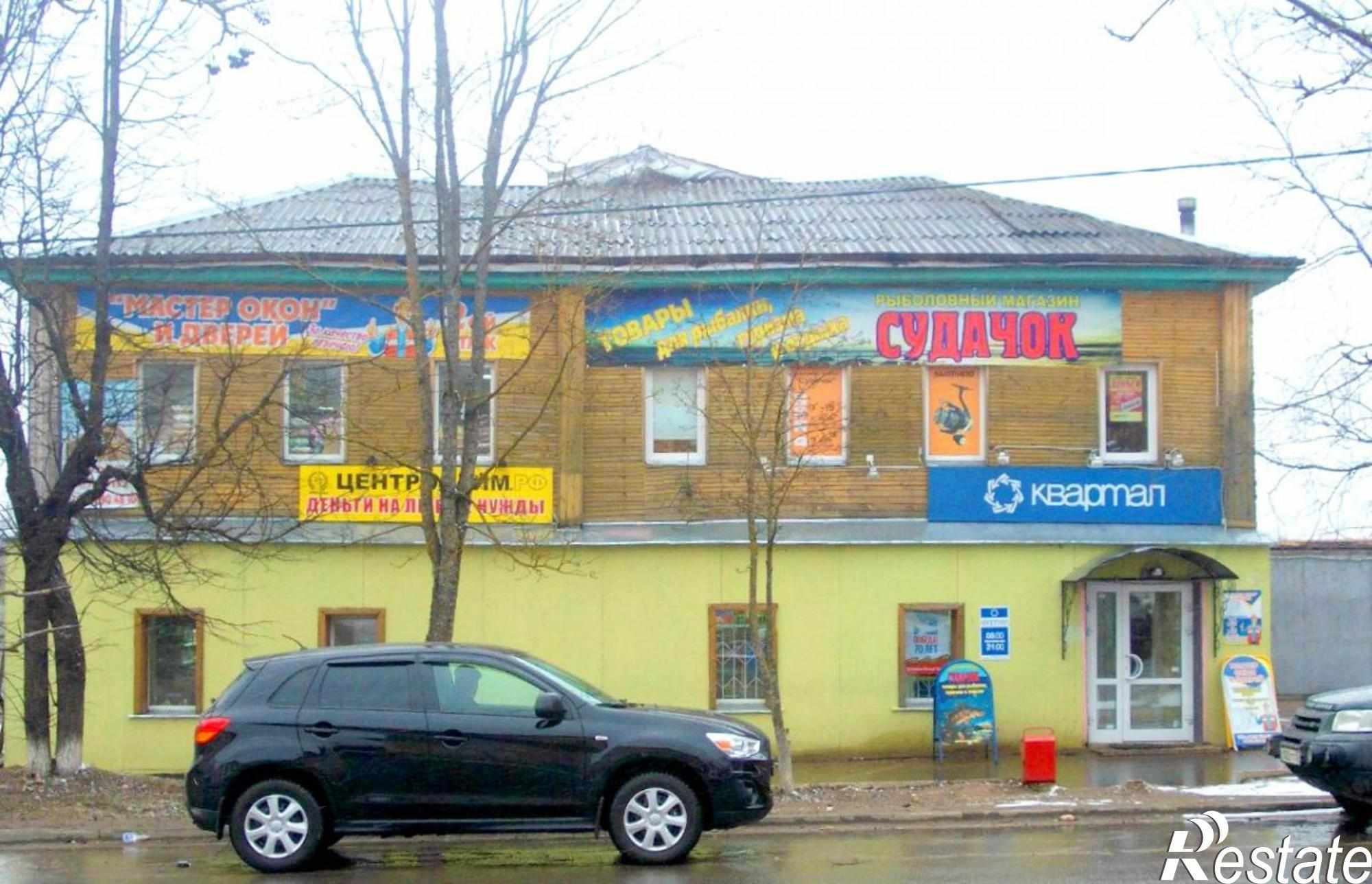 Сдать торговое помещение за 126 000 рублей на п. Крестцы,  Московская, 23
