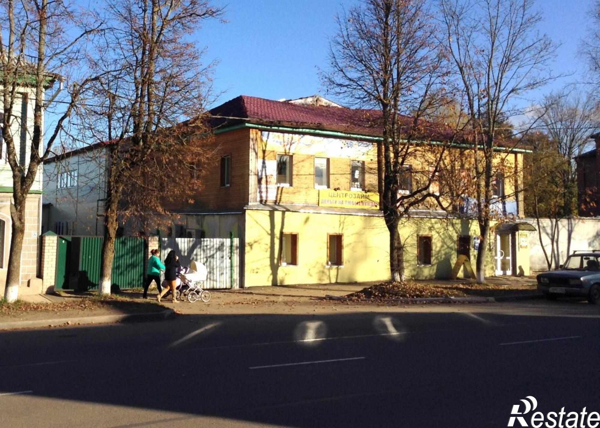 Сдать торговое помещение за 126 000 рублей на п. Крестцы,  Московская, 23