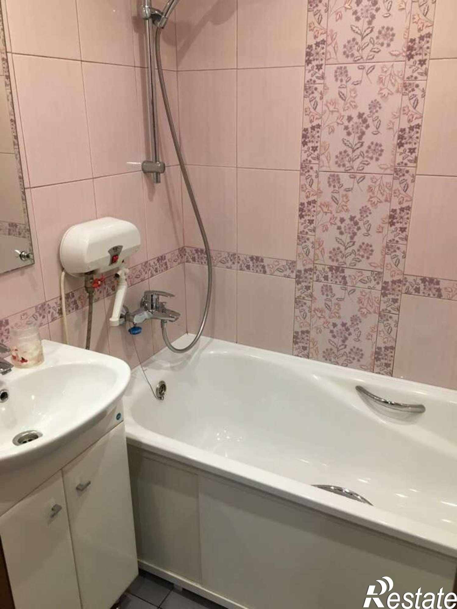 Сдать квартиру за 20 000 рублей на Советской Армии улица, 156