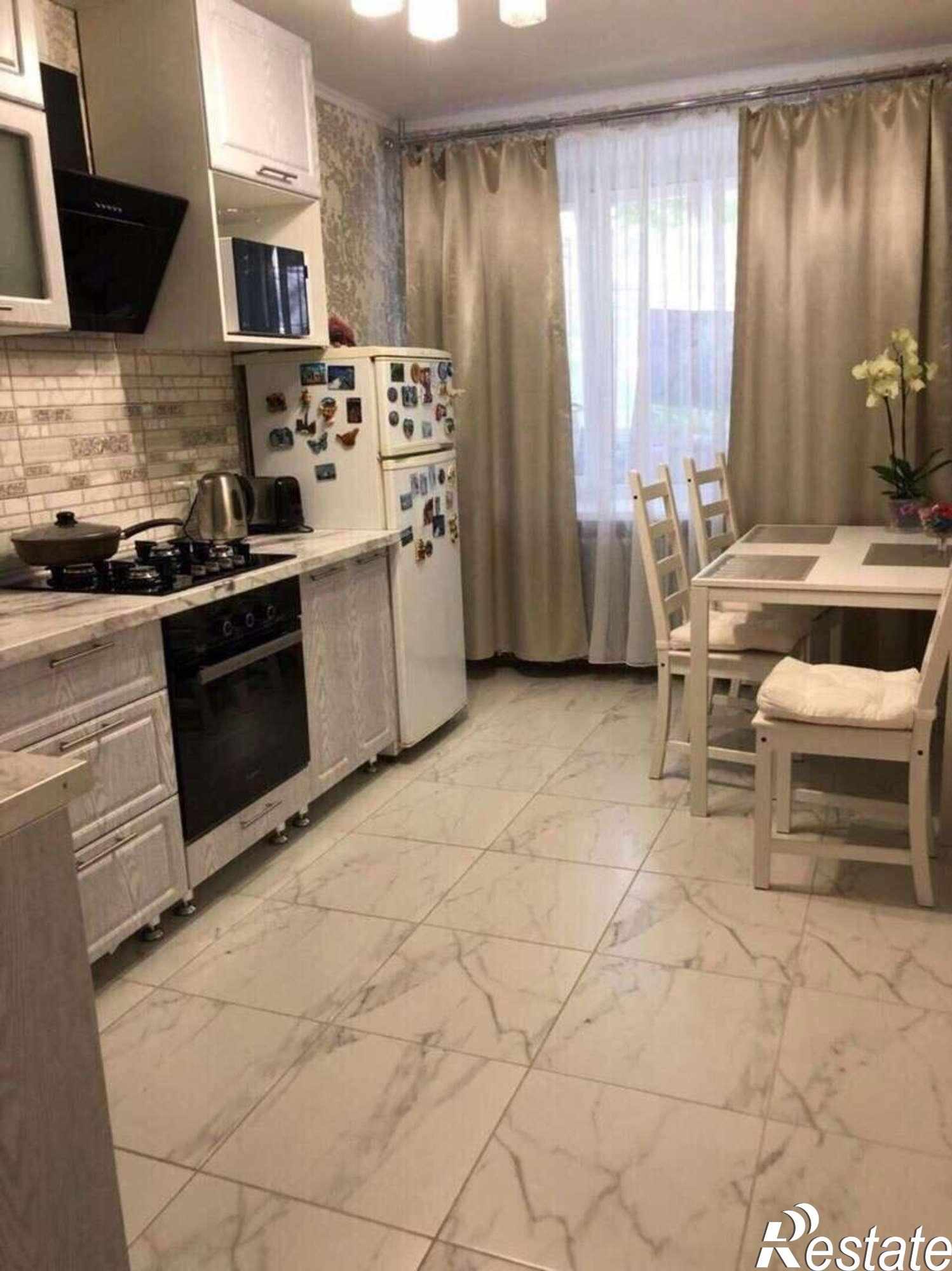 Сдать квартиру за 20 000 рублей на Мориса Тореза улица, 18