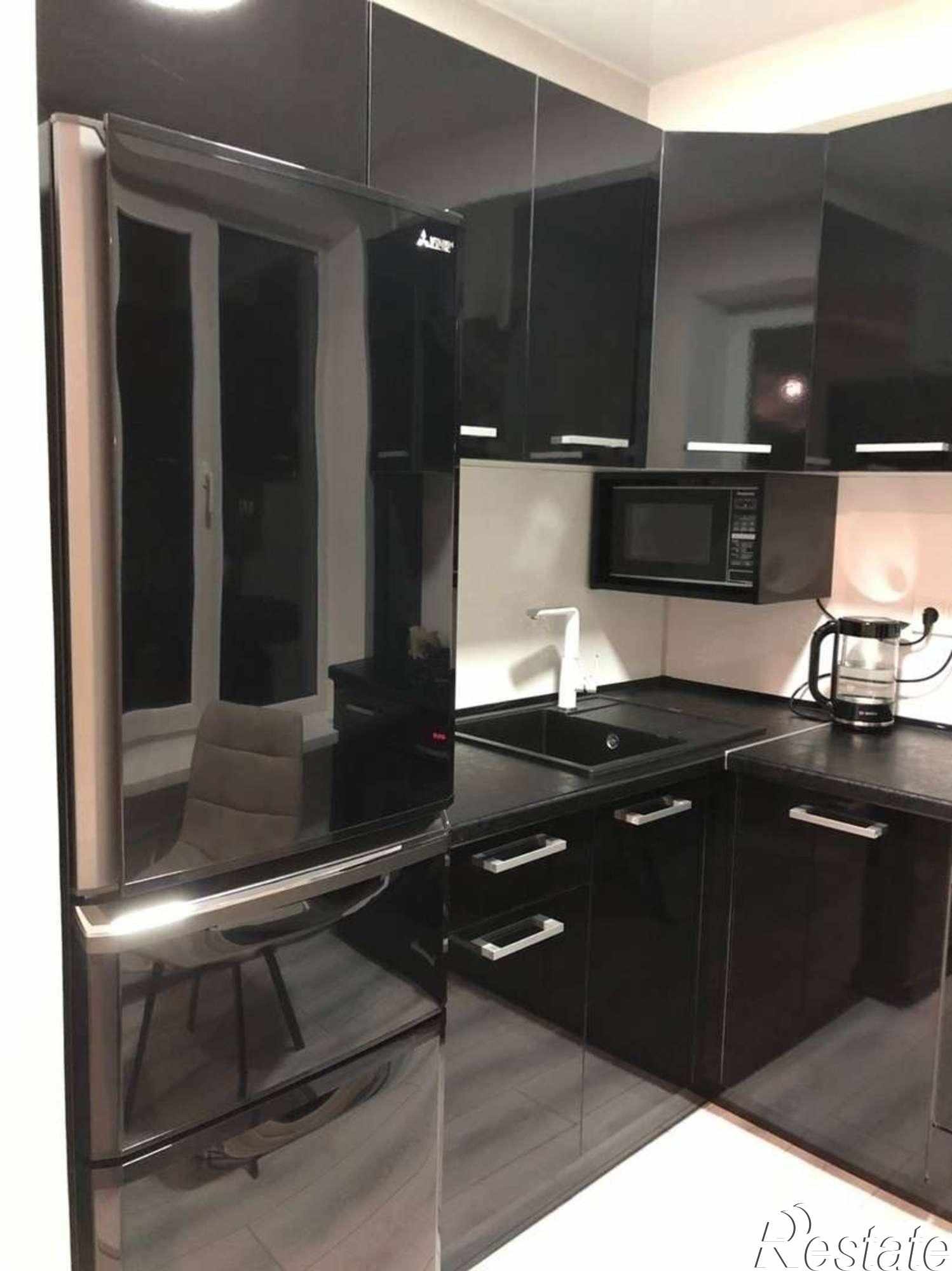 Сдать квартиру за 20 000 рублей на Дыбенко улица, 157