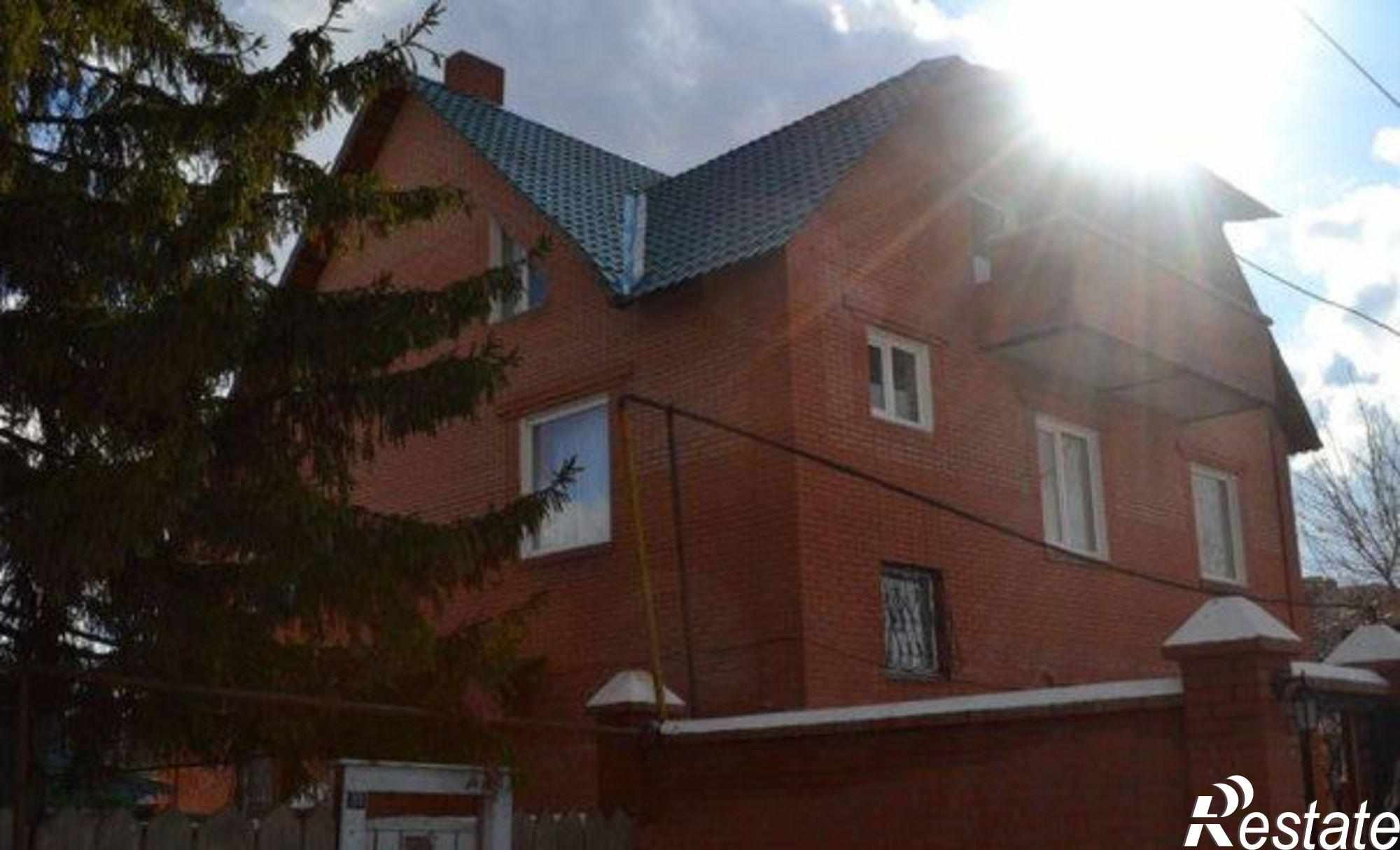 Сдать дачу, дом, коттедж за 12 000 рублей на Донбасская улица, 5