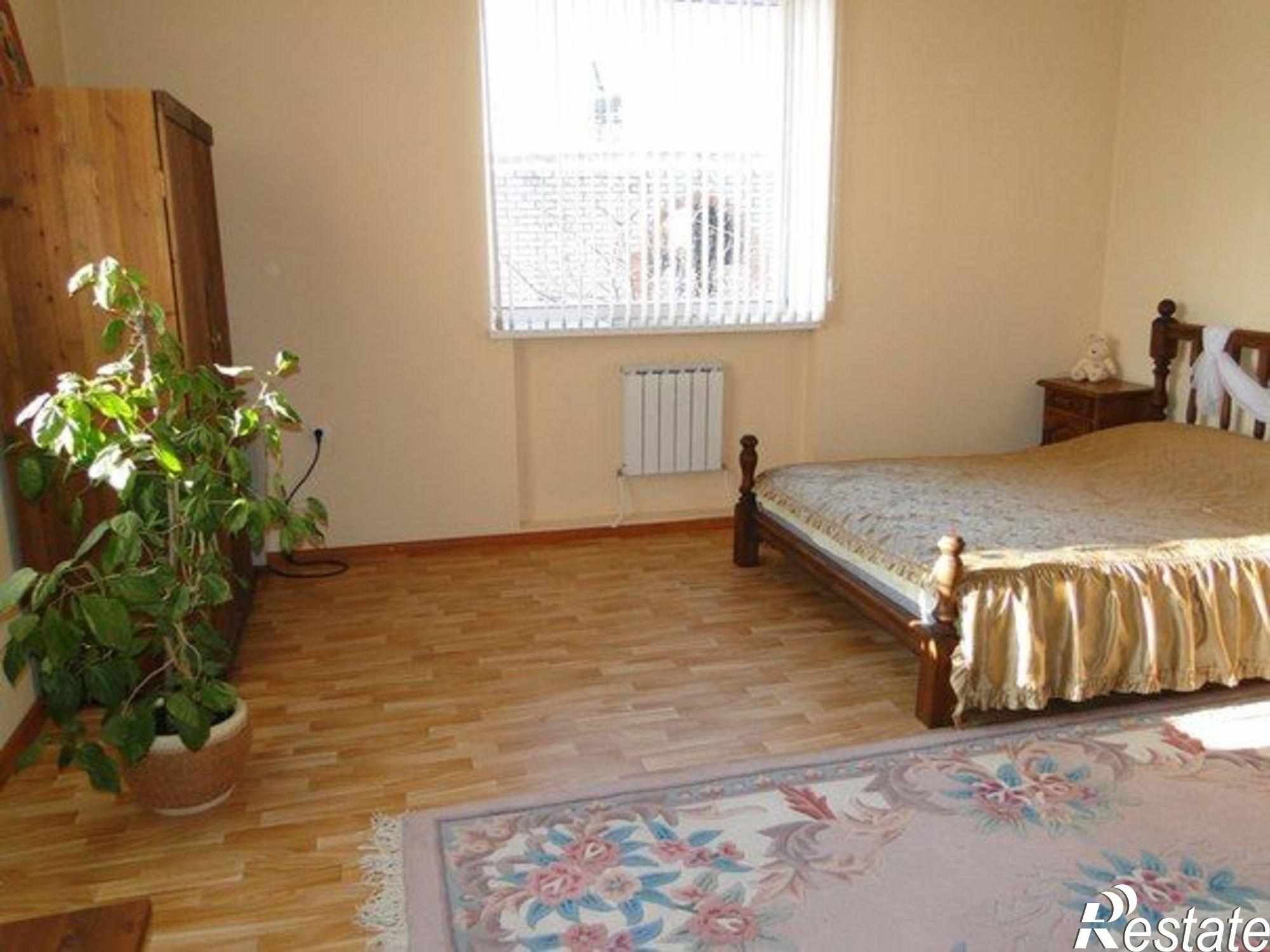 Сдать дачу, дом, коттедж за 12 000 рублей на Донбасская улица, 5