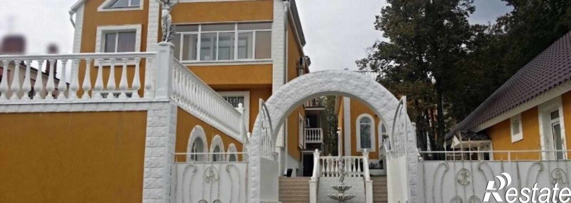 Сдать дачу, дом, коттедж за 30 000 рублей на 3-я Дачная улица, 4