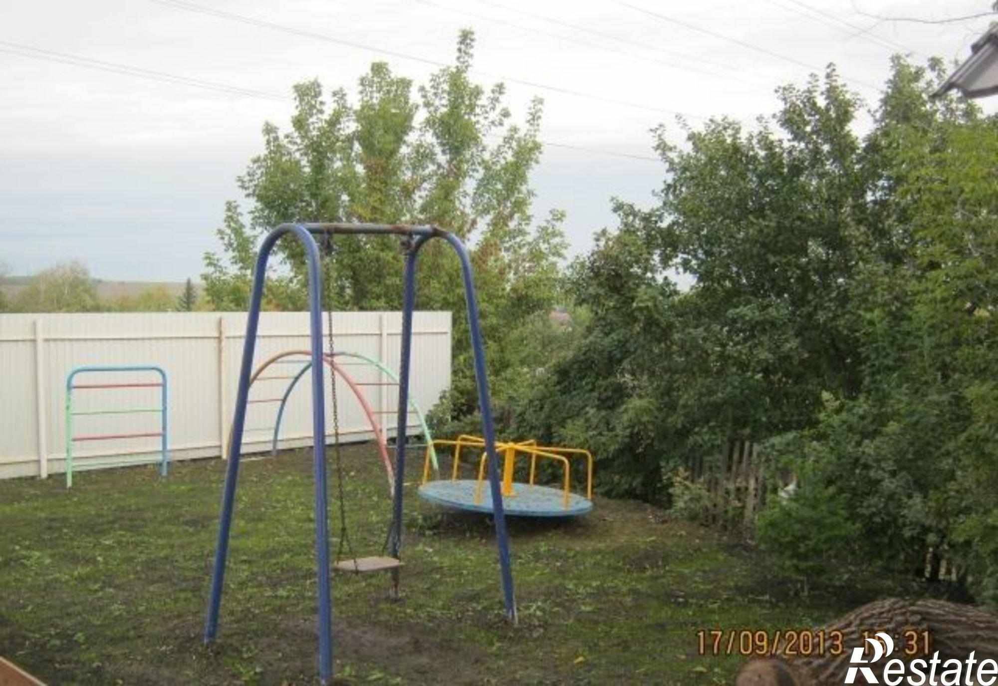 Сдать дачу, дом, коттедж за 10 000 рублей на Соколиная улица, 1