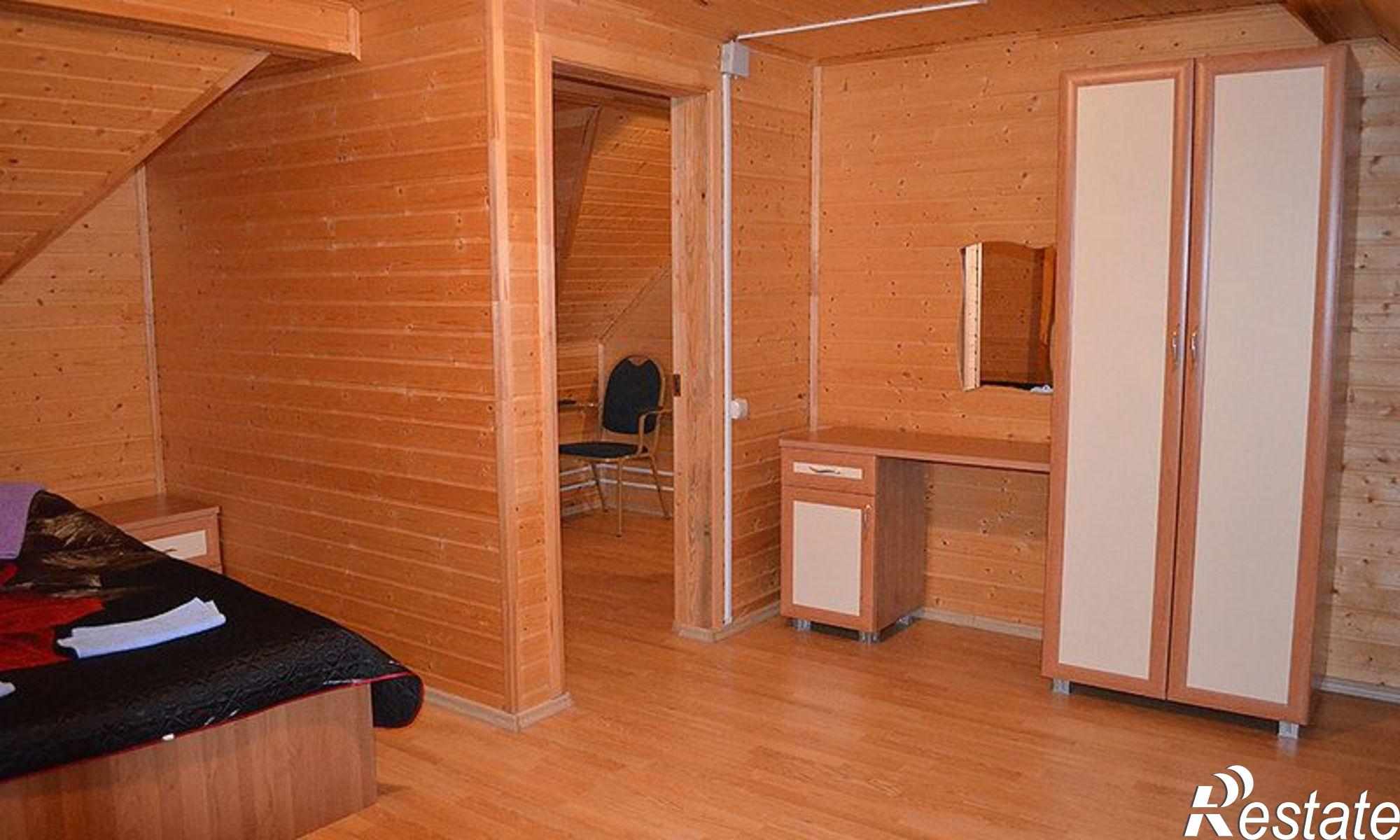 Сдать дачу, дом, коттедж за 5 000 рублей на улица Батаева, 1