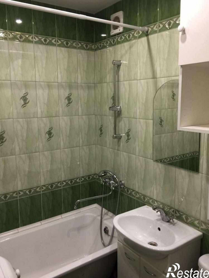 2-комн квартира Гагарина улица, 107