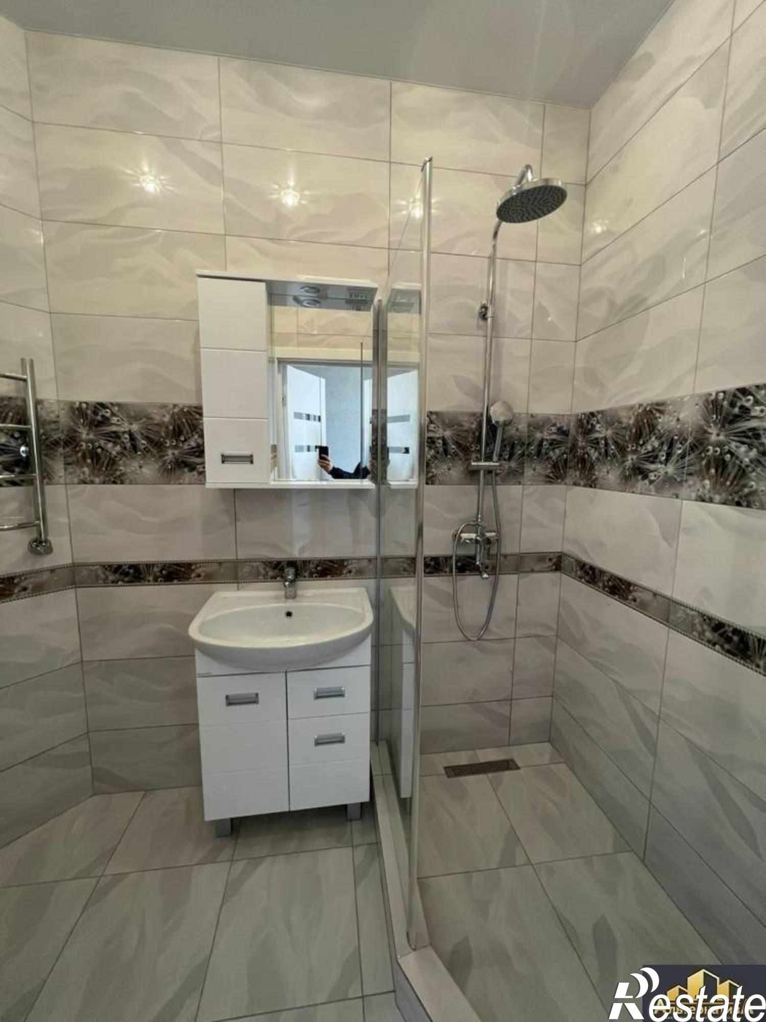 Купить квартиру за 7 800 000 рублей на Жмакина ул.