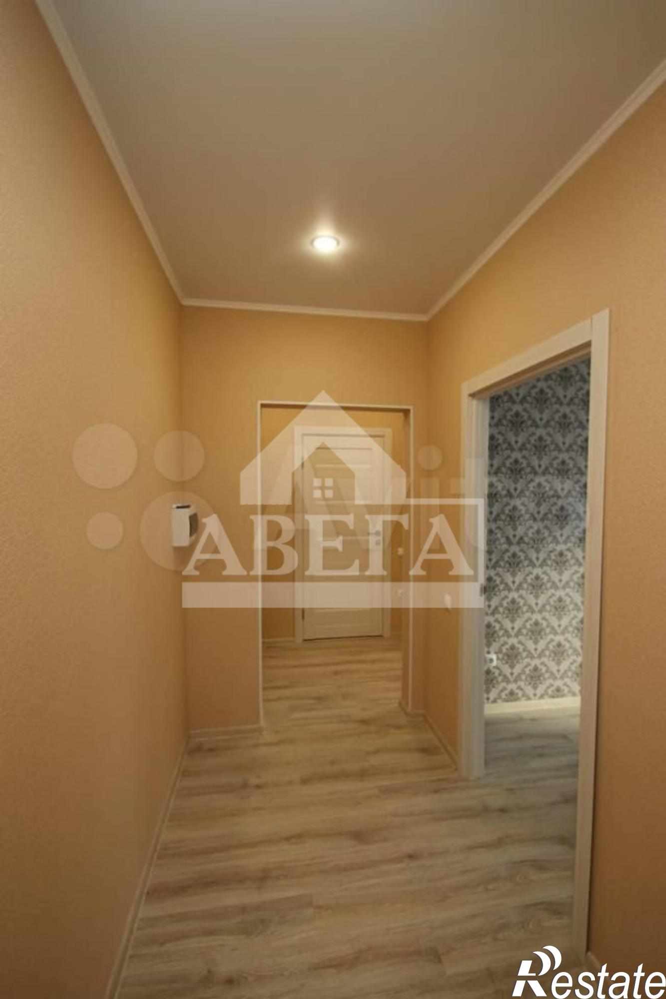Купить квартиру за 4 536 000 рублей на улица Юркина, 10
