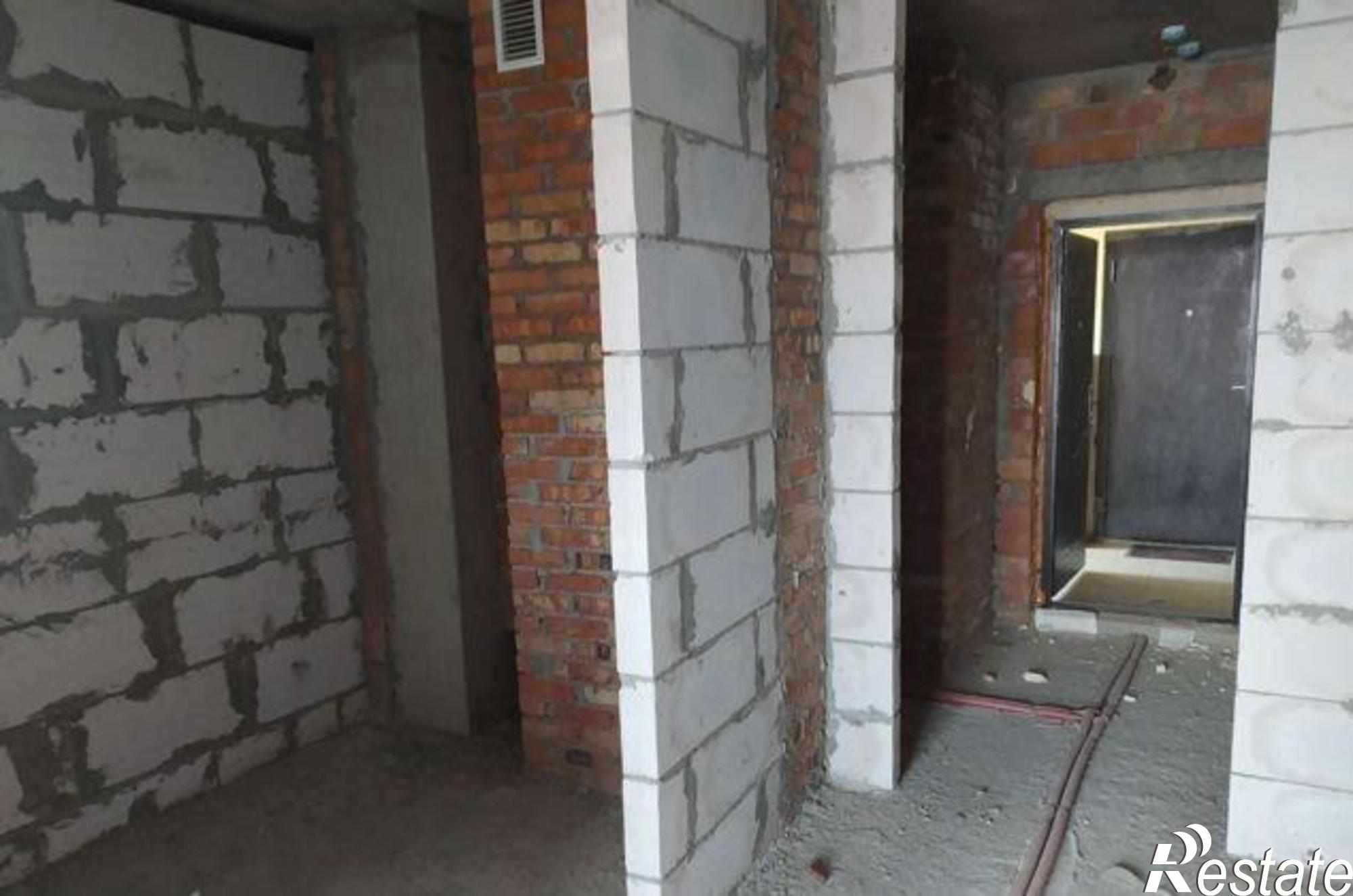 Купить квартиру за 2 500 000 рублей на бульвар Комарова, 1Ис1