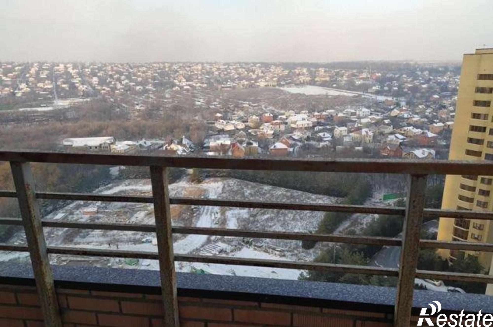 Купить квартиру за 2 500 000 рублей на бульвар Комарова, 1Ис1