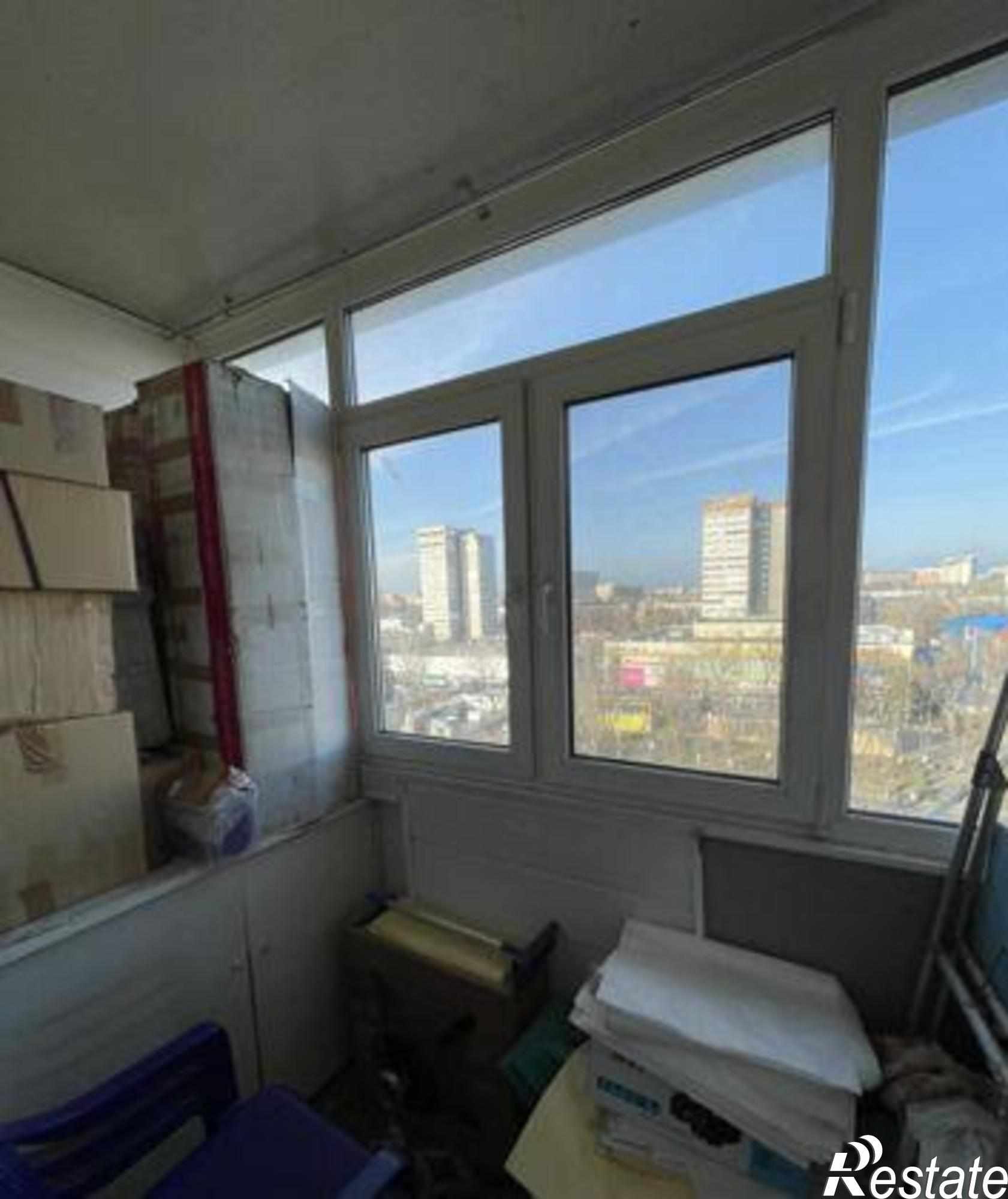 Купить квартиру за 3 750 000 рублей на Коммунистический проспект, 27