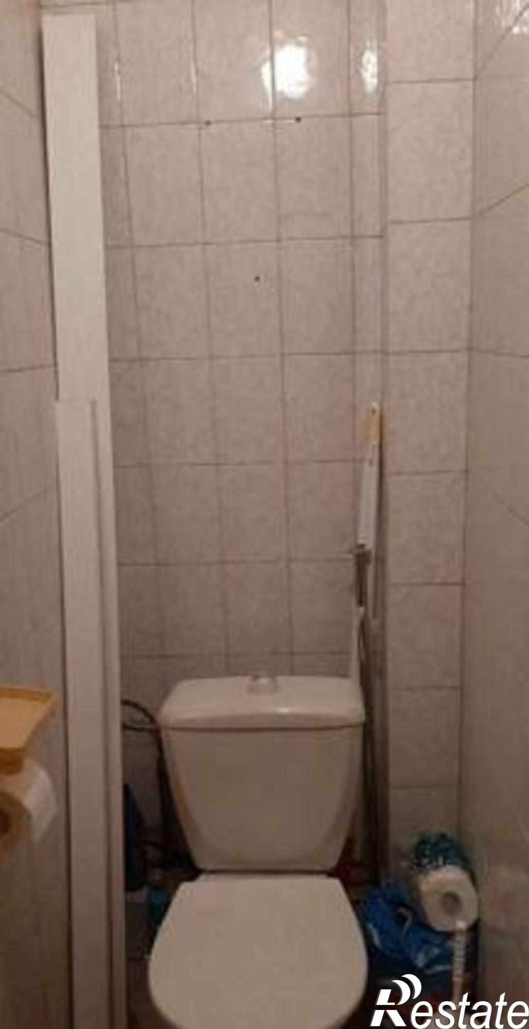 Купить квартиру за 2 400 000 рублей на Вятская улица, 73