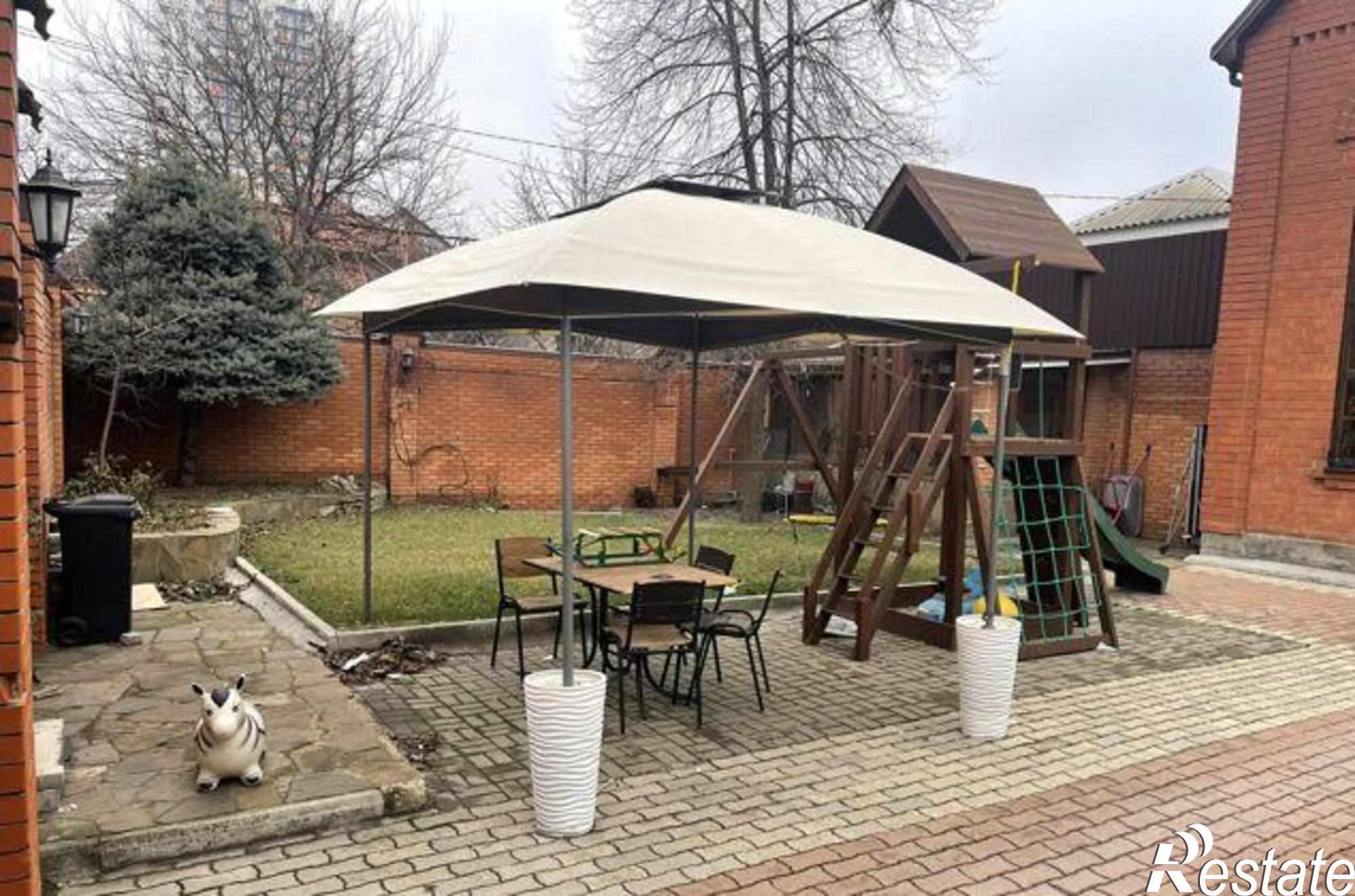 Купить дачу, дом, коттедж за 17 010 000 рублей на Нижненольная улица, 40
