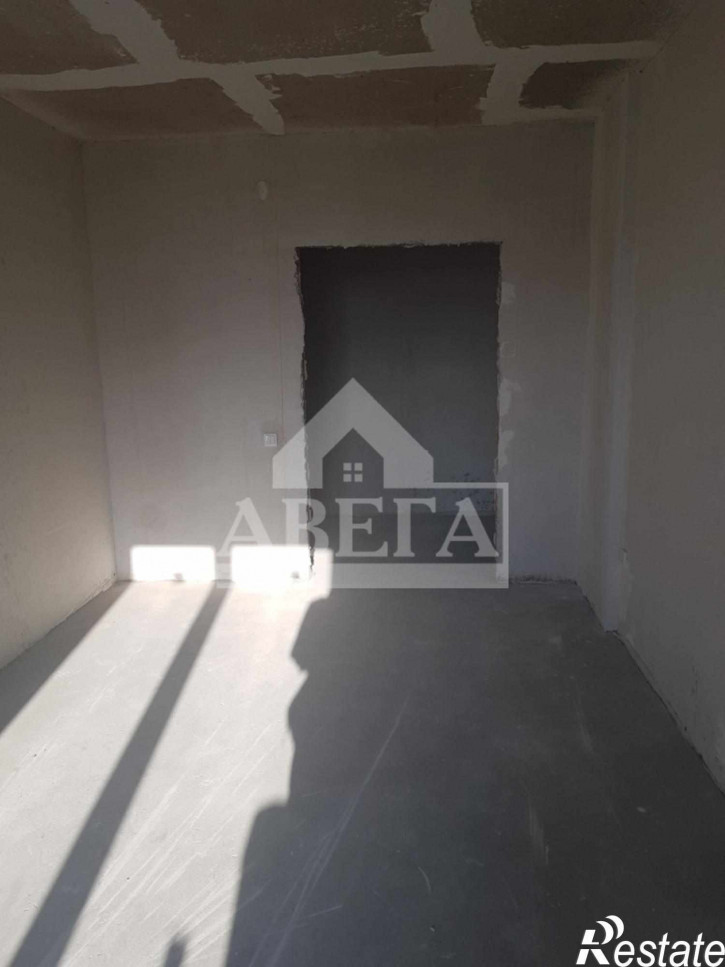 2-комн квартира улица Юркина, 8