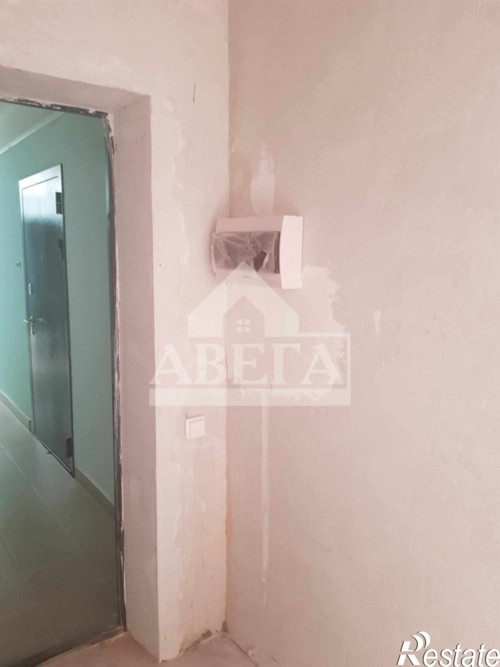 2-комн квартира улица Юркина, 8