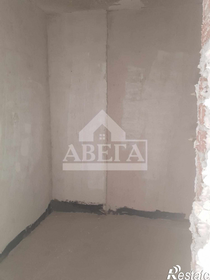 2-комн квартира улица Юркина, 8