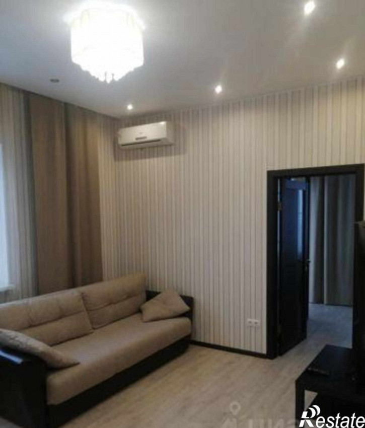 2-комн квартира улица Варфоломеева, 34