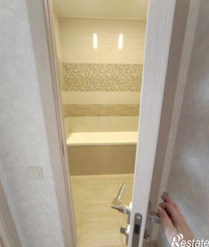 3-комн квартира улица Шеболдаева, 95с2