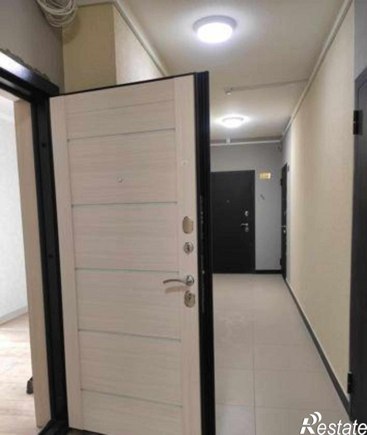 3-комн квартира улица Шеболдаева, 95с2