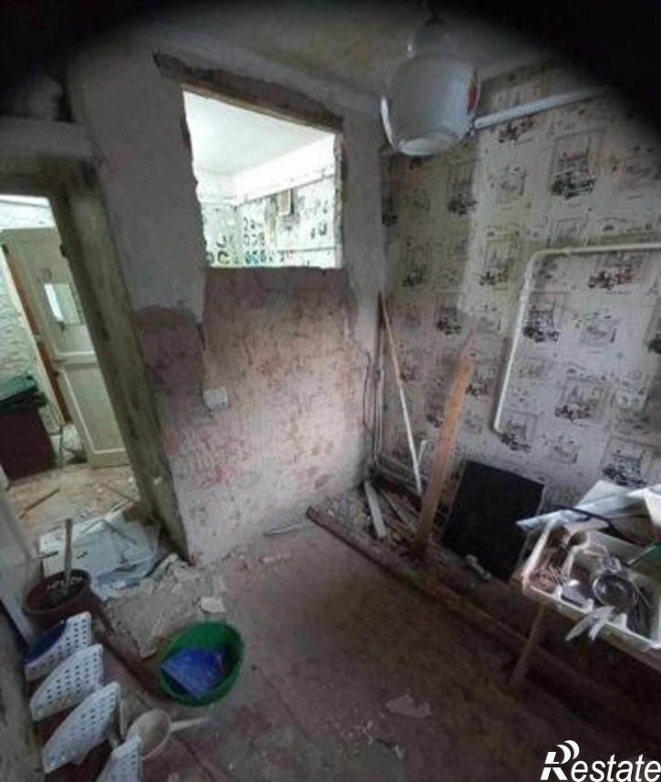 3-комн квартира улица Шеболдаева, 6