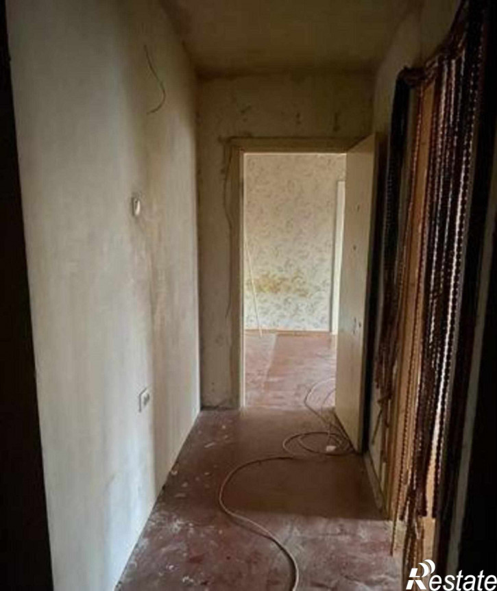 4-комн квартира улица Добровольского, 10