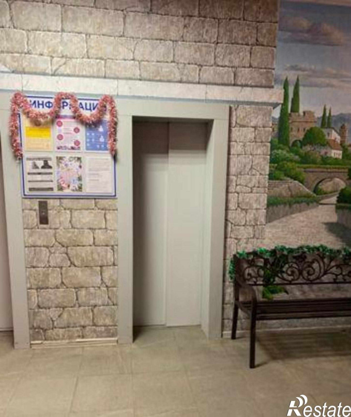 2-комн квартира улица Зорге, 11