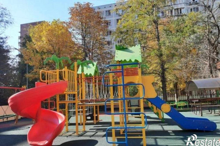 2-комн квартира в новом доме бульвар Комарова, 30/2с1