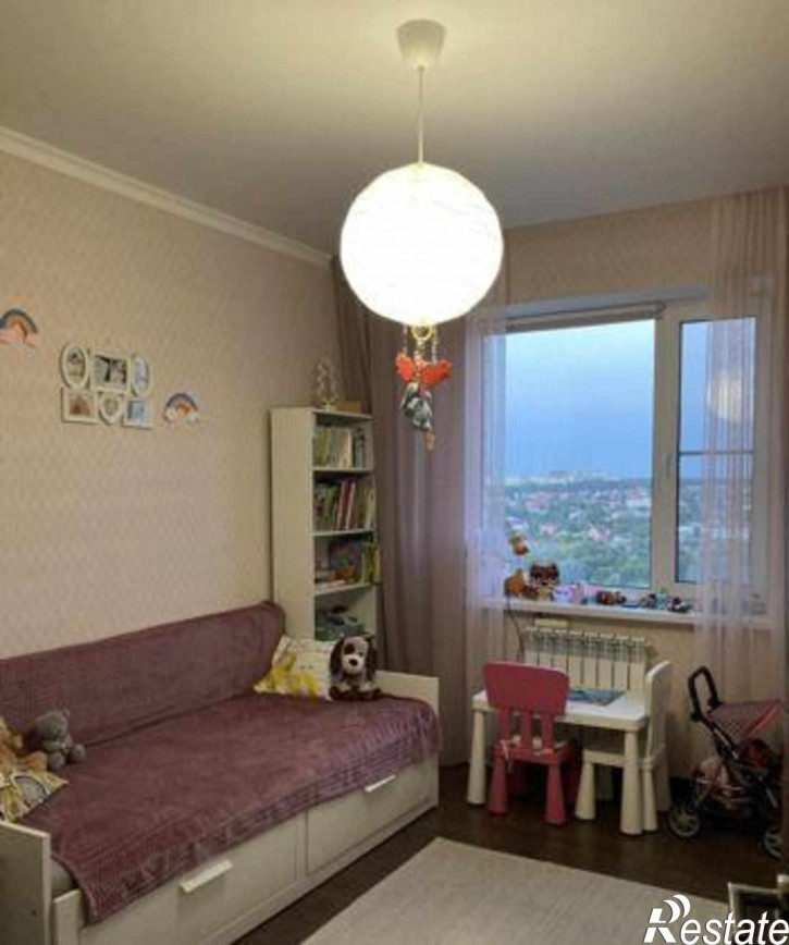 3-комн квартира улица 45-я Линия, 58