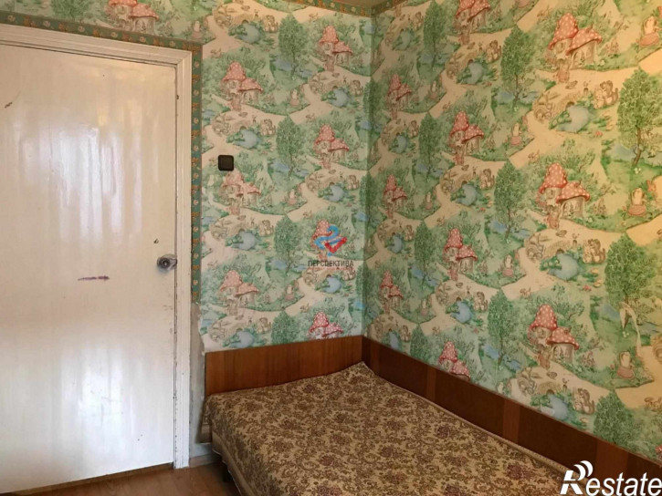 4-комн квартира улица Кижеватова, 27А