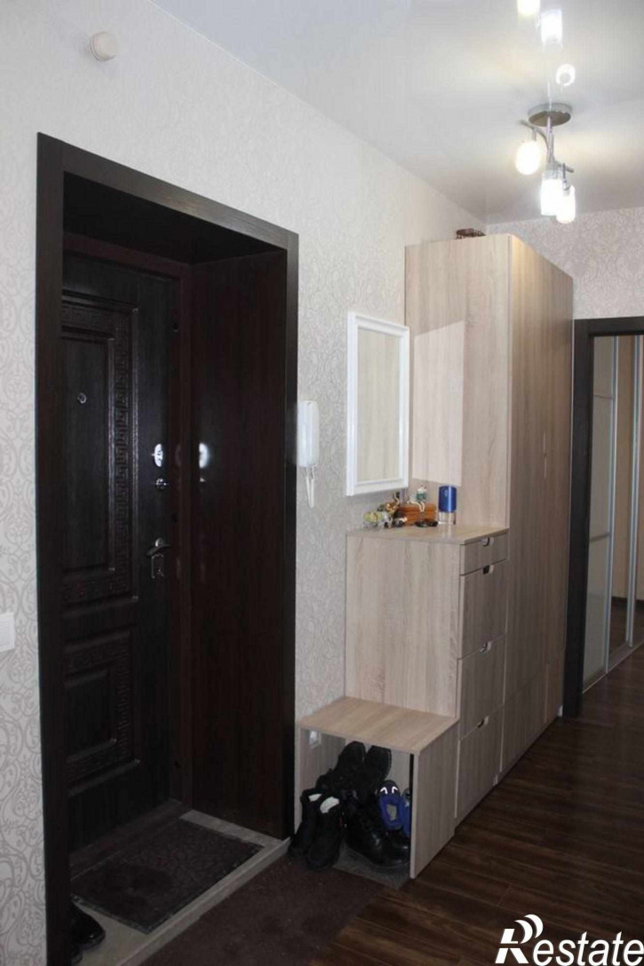 2-комн квартира ул. Титова,253/3