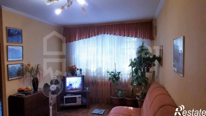 3-комн квартира ул. 64-й Армии,  д.77