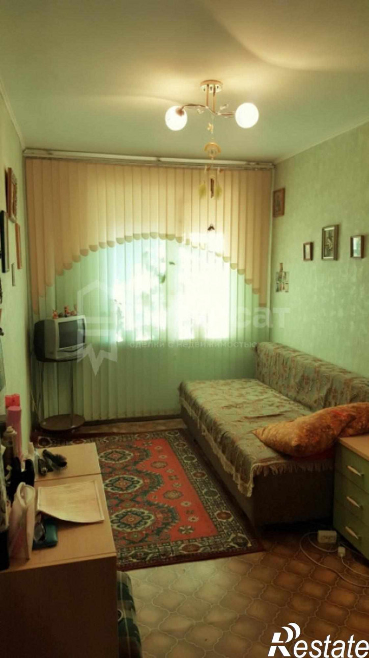 3-комн квартира ул. 64-й Армии,  д.77