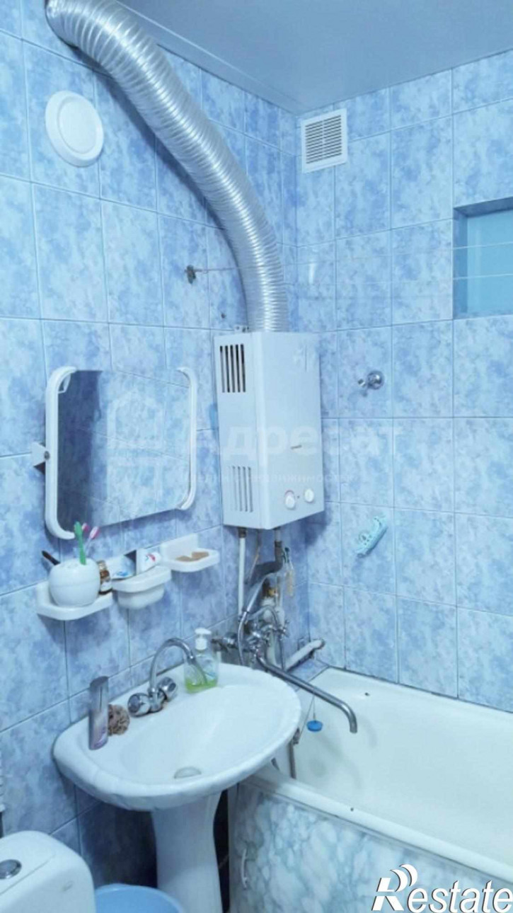 3-комн квартира ул. 64-й Армии,  д.77